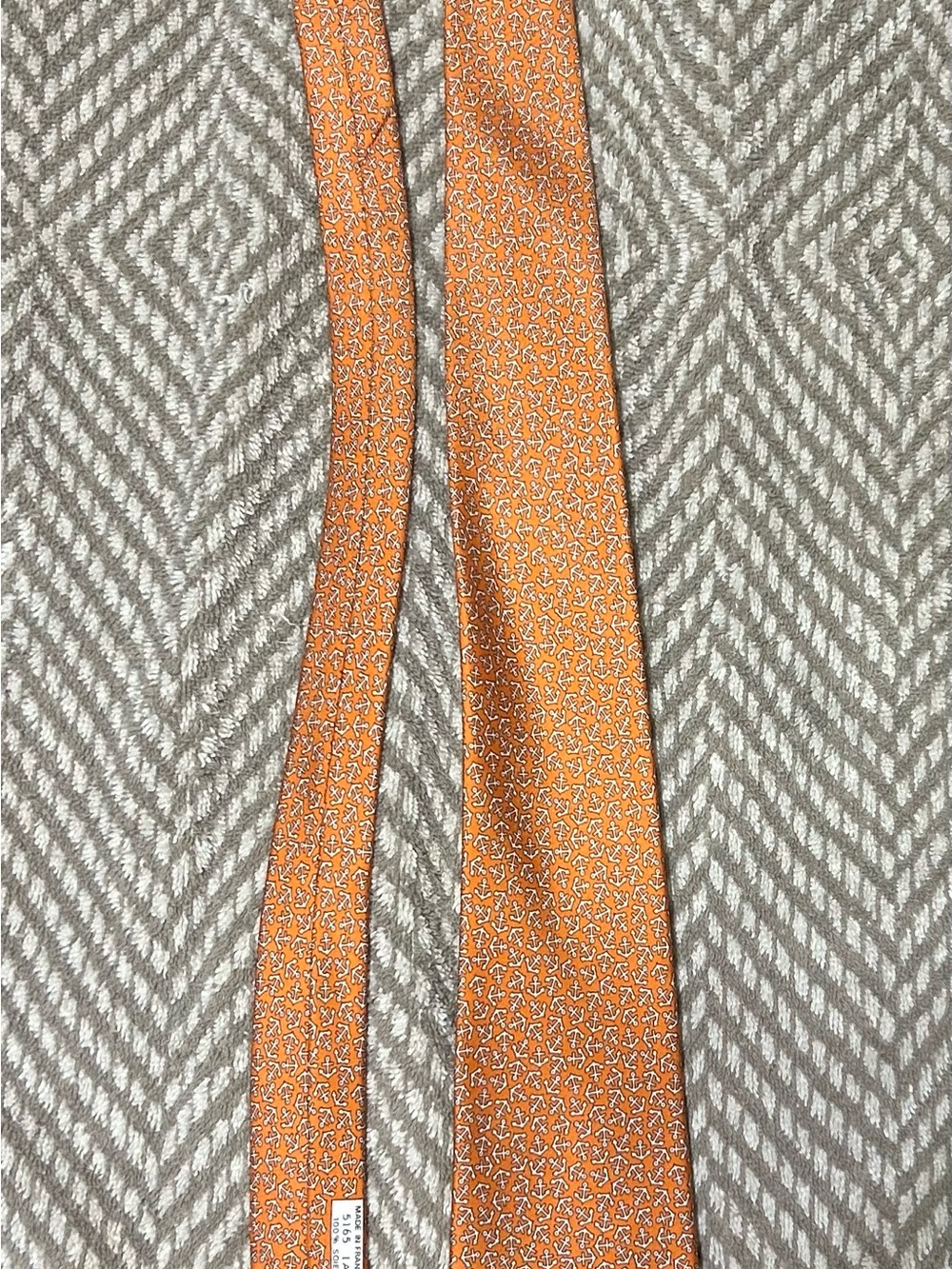 Hermes Orange Silk Tie with White Anchor Motif - Picture 4 of 4